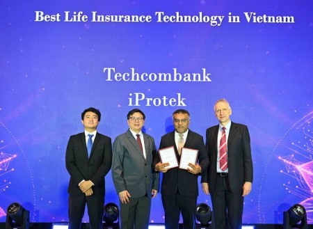 Techcom Life giữ vững vị trí số 1 bancassurance, lọt Top 5 doanh thu phí bảo hiểm mới