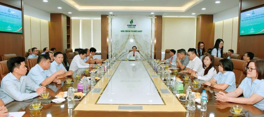 Trường Cao đẳng Dầu khí có tân Hiệu trưởng Trường Cao đẳng Dầu khí có tân Hiệu trưởng
