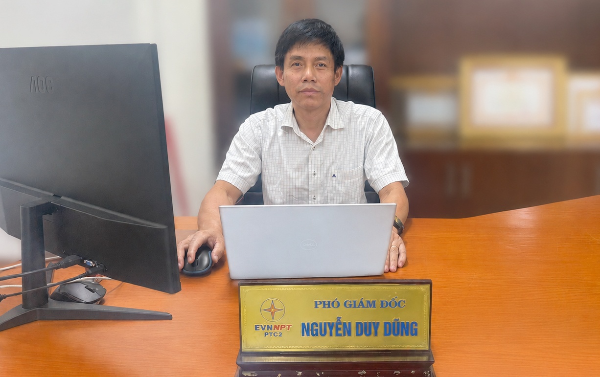 Giữ vững “mạch máu” truyền tải điện miền Trung, tiếp sức cho miền Bắc trong cao điểm nắng nóng Giữ vững “mạch máu” truyền tải điện miền Trung, tiếp sức cho miền Bắc trong cao điểm nắng nóng