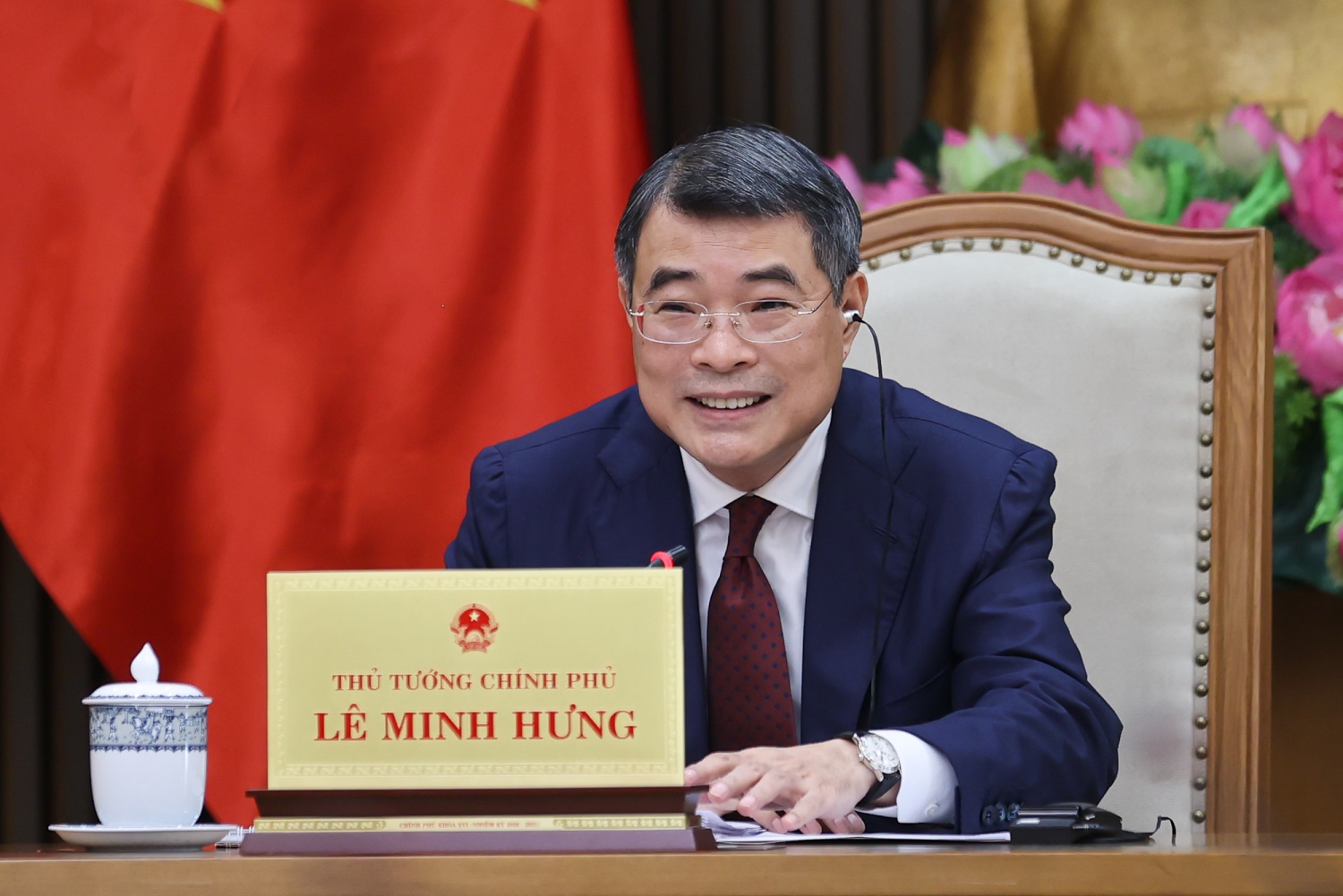 Thủ tướng Lê Minh Hưng điện đàm với Thủ tướng Trung Quốc Lý Cường