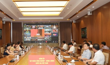 Đảng ủy Petrovietnam tham dự tập huấn triển khai thủ tục hành chính của Đảng trên môi trường điện tử