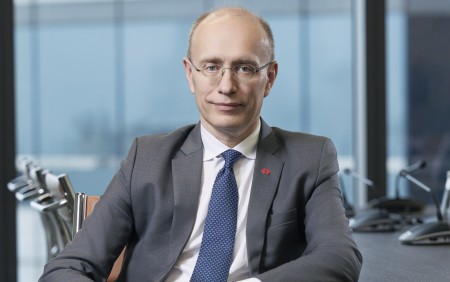 CEO Techcombank: Biến động năng lượng toàn cầu không làm chệch hướng tăng trưởng của Việt Nam