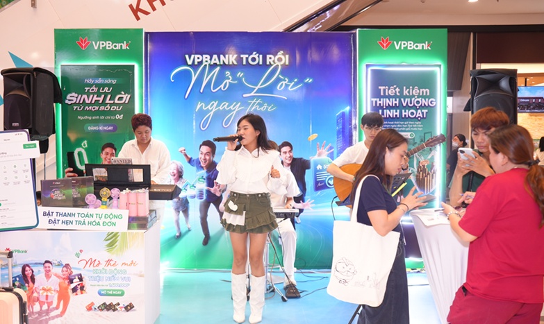 “VPBank tới rồi, mở “lời” ngay thôi” chào sân TP HCM bằng chuỗi trải nghiệm ấn tượng