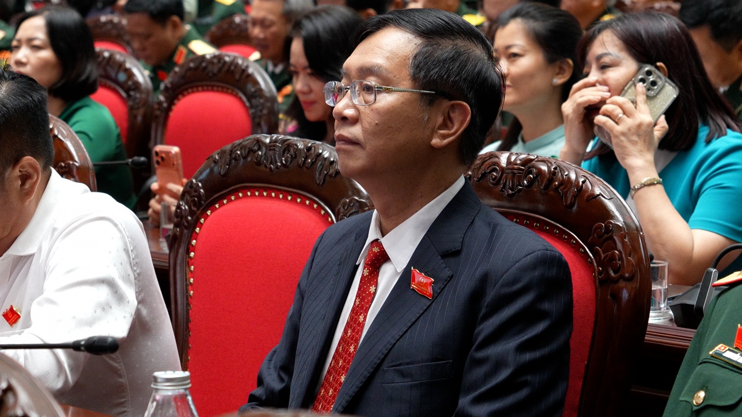 Phát huy truyền thống, xây dựng Hội Cựu chiến binh Việt Nam vững mạnh toàn diện Phát huy truyền thống, xây dựng Hội Cựu chiến binh Việt Nam vững mạnh toàn diện