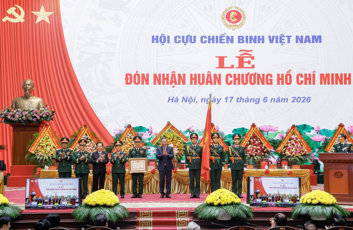 Phát huy truyền thống, xây dựng Hội Cựu chiến binh Việt Nam vững mạnh toàn diện Phát huy truyền thống, xây dựng Hội Cựu chiến binh Việt Nam vững mạnh toàn diện