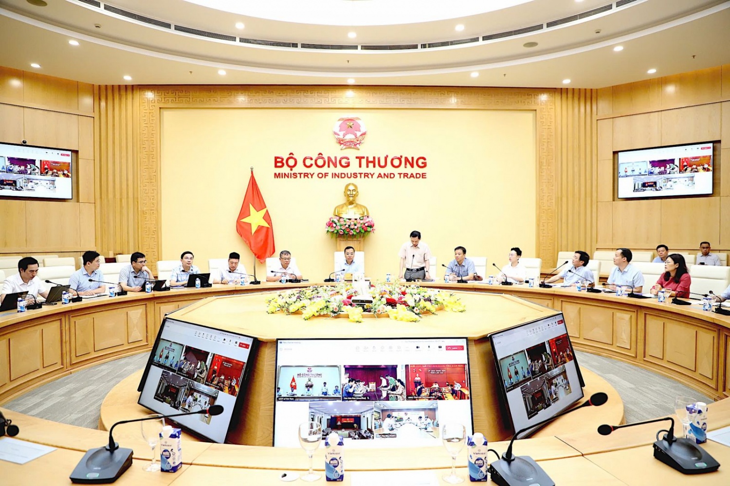 Gỡ nút thắt đầu tư, đẩy nhanh các dự án điện trọng điểm quốc gia Gỡ nút thắt đầu tư, đẩy nhanh các dự án điện trọng điểm quốc gia