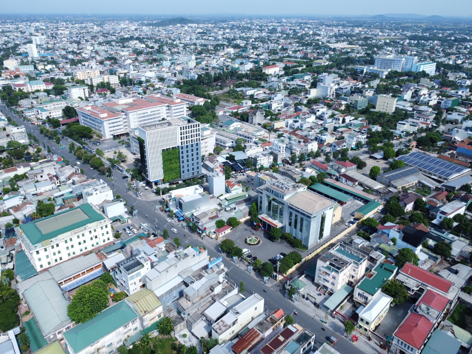 Quảng Ngãi lấy ý kiến cử tri về việc sắp xếp lại hệ thống thôn, tổ dân phố Quảng Ngãi lấy ý kiến cử tri về việc sắp xếp lại hệ thống thôn, tổ dân phố
