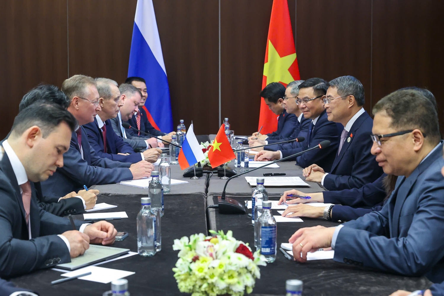 Thủ tướng đề nghị đẩy mạnh hoạt động của Liên doanh Rusvietpetro tại Nga