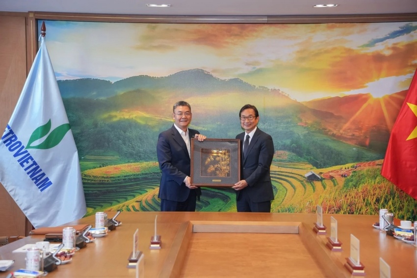 Diversifying supply sources for Nghi Son Refinery ensures national energy security Diversifying supply sources for Nghi Son Refinery ensures national energy security