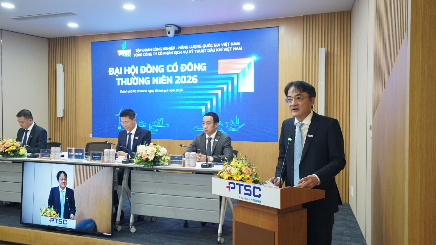 PTSC đặt mục tiêu doanh thu hợp nhất 33.000 tỷ đồng, tăng tốc đầu tư cho chu kỳ phát triển mới PTSC đặt mục tiêu doanh thu hợp nhất 33.000 tỷ đồng, tăng tốc đầu tư cho chu kỳ phát triển mới