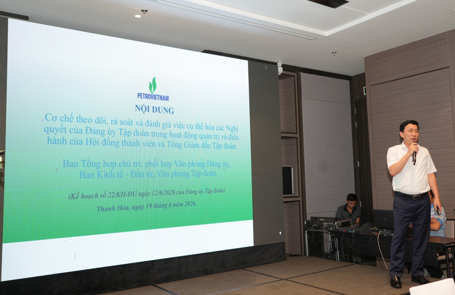 Petrovietnam nâng cao hiệu quả quản trị việc ban hành và tổ chức thực hiện nghị quyết