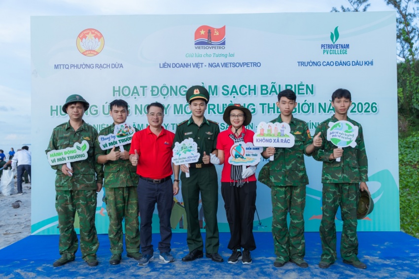 Vietsovpetro ra quân làm sạch bãi biển Chí Linh, lan tỏa lối sống xanh