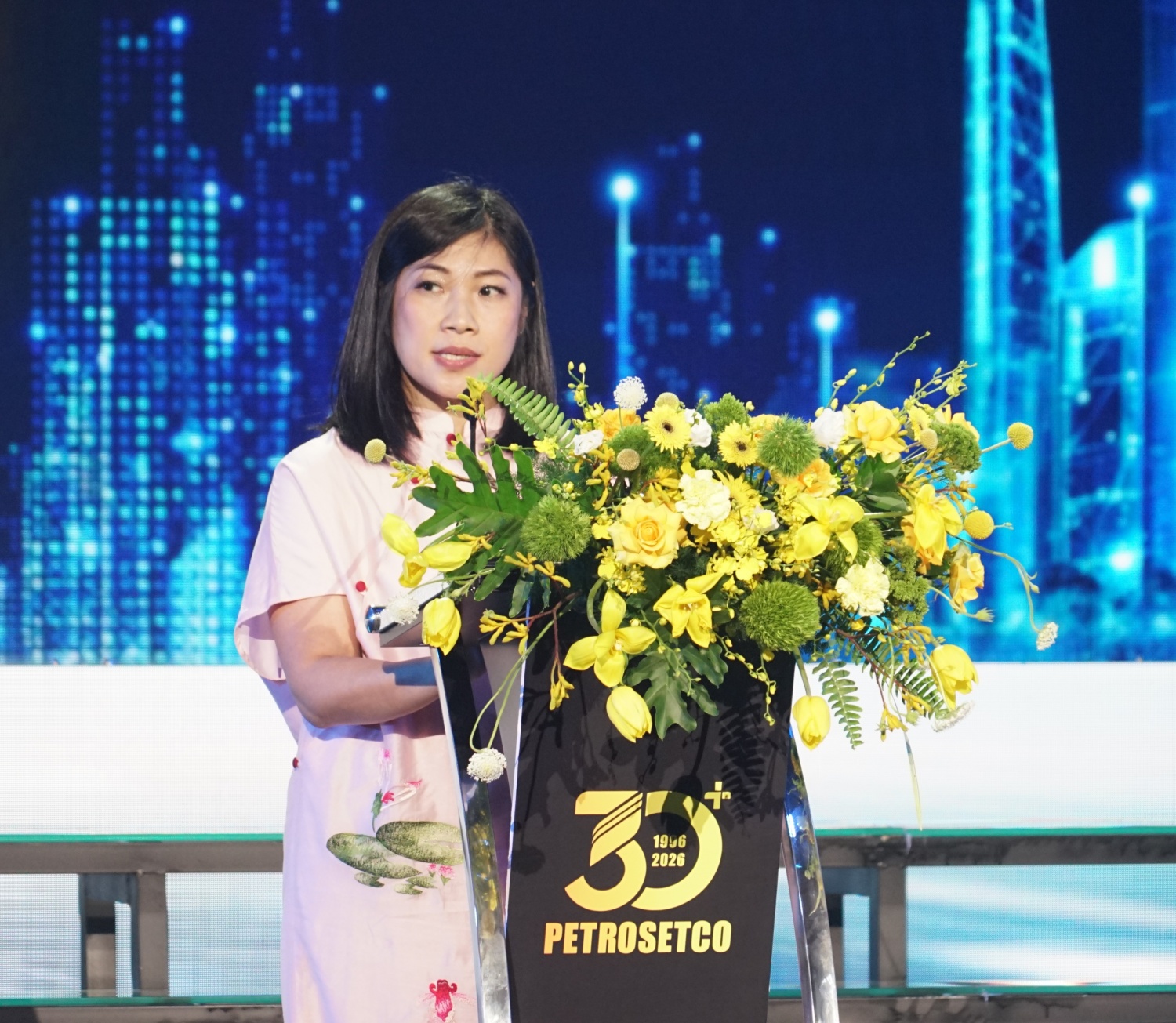 PETROSETCO kỷ niệm 30 năm thành lập: Kết nối giá trị, kiến tạo tương lai PETROSETCO kỷ niệm 30 năm thành lập: Kết nối giá trị, kiến tạo tương lai