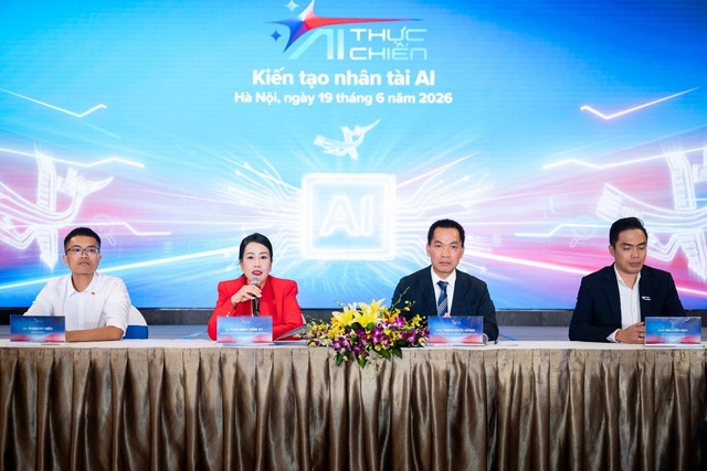Techcombank tiếp tục đồng tổ chức và tài trợ độc quyền “AI Thực Chiến” mùa 2 Techcombank tiếp tục đồng tổ chức và tài trợ độc quyền “AI Thực Chiến” mùa 2