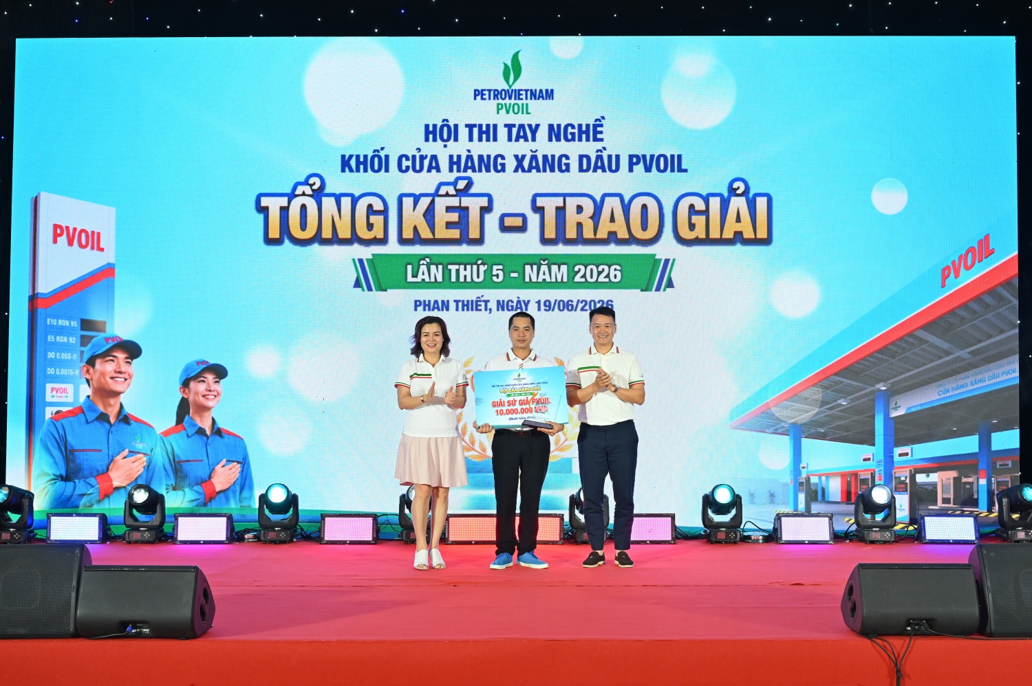 Giải “Sứ giả PVOIL”: PVOIL Hà Nội Giải “Sứ giả PVOIL”: PVOIL Hà Nội