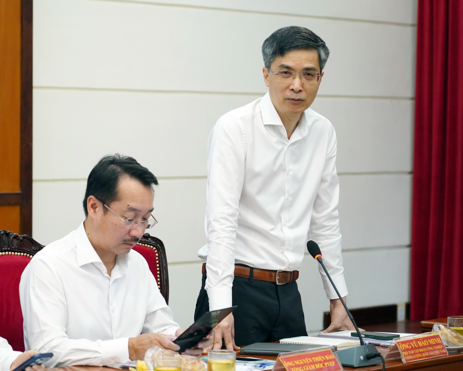 Sửa đổi Luật Dầu khí: Chuyển từ tư duy “kiểm soát” sang “kiến tạo phát triển” Sửa đổi Luật Dầu khí: Chuyển từ tư duy “kiểm soát” sang “kiến tạo phát triển”