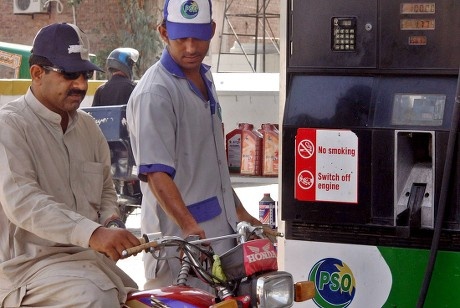 Ngành dầu mỏ Pakistan kiến nghị xây dựng chính sách giá ổn định