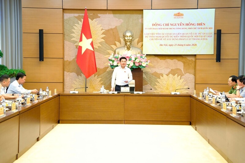 Đẩy nhanh hoàn thiện Luật Dầu khí (sửa đổi) và 7 dự án luật trước ngày 15/7