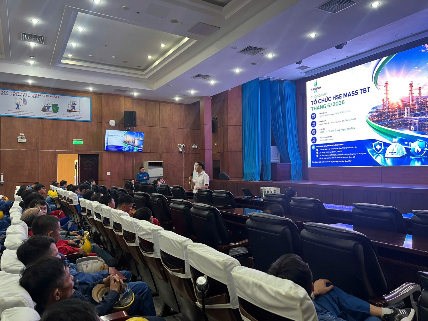 BSR tổ chức nói chuyện an toàn, khuyến cáo những ảnh hưởng do thức khuya xem World Cup