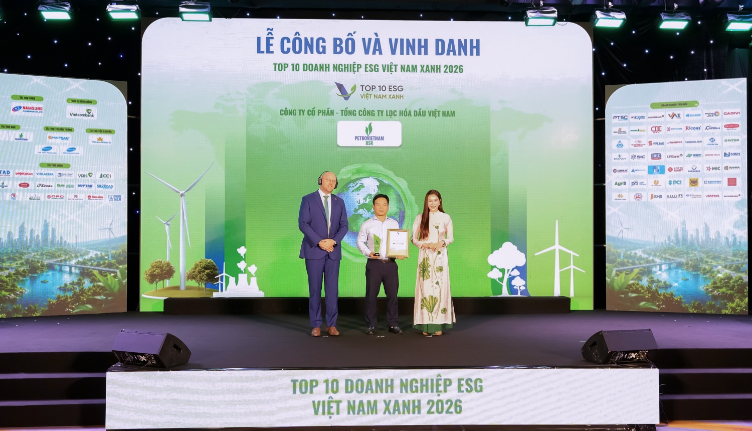 Petrovietnam được vinh danh trong Top đầu các Doanh nghiệp Đổi mới sáng tạo và Kinh doanh hiệu quả 2026