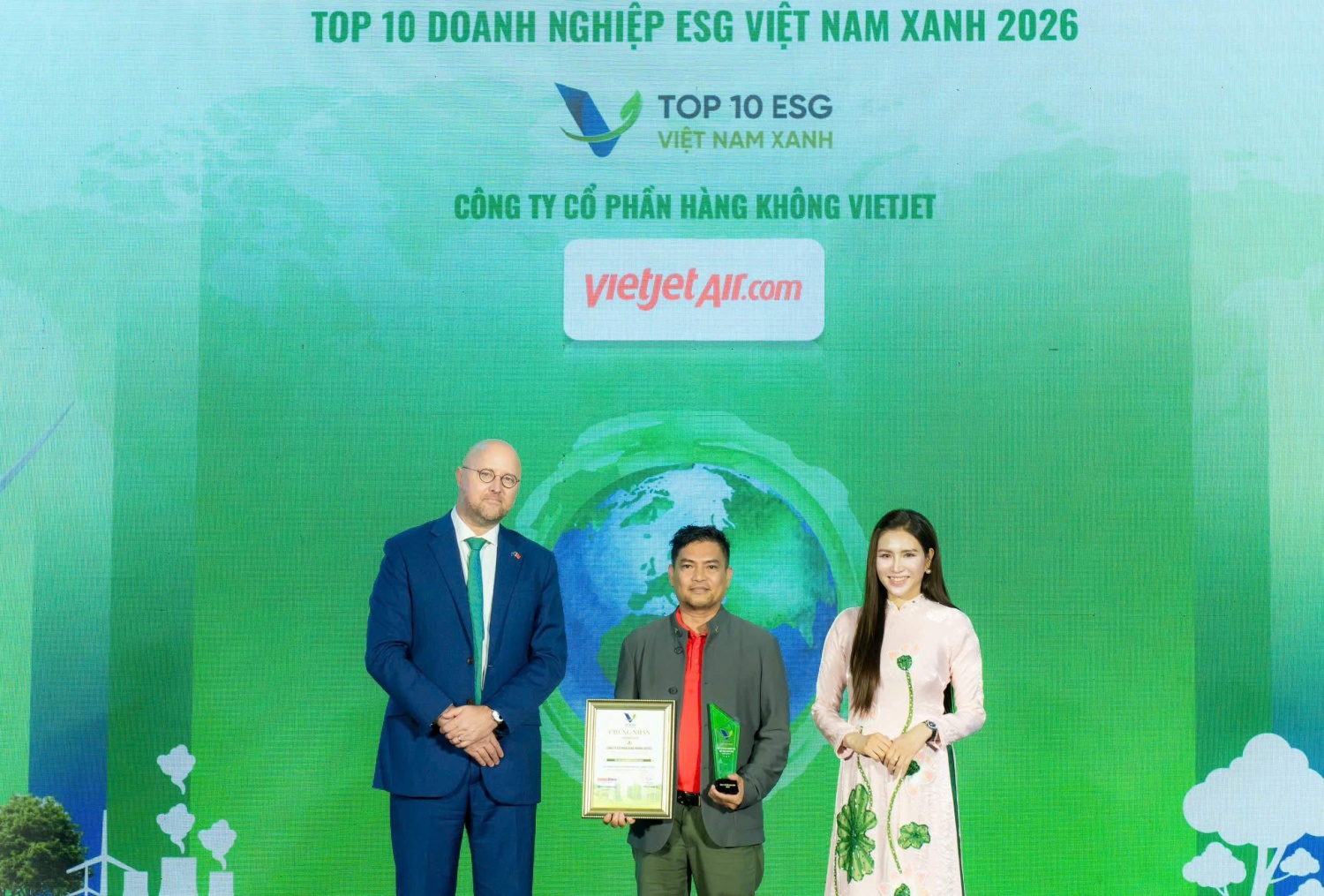 Vietjet liên tiếp hai năm được vinh danh trong Top Doanh nghiệp ESG Việt Nam Xanh