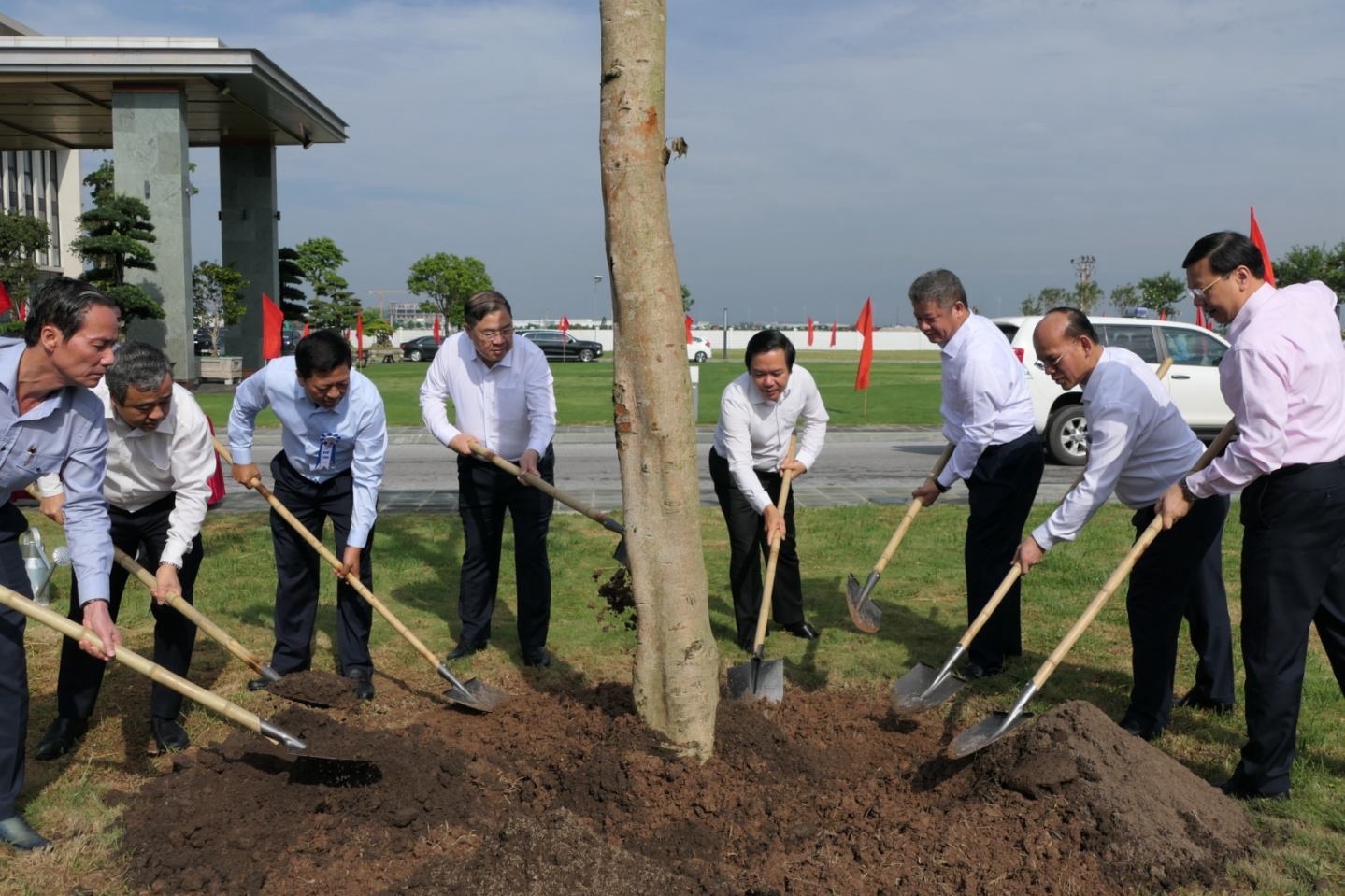 Căn hộ hôm nay, mái ấm ngày mai!