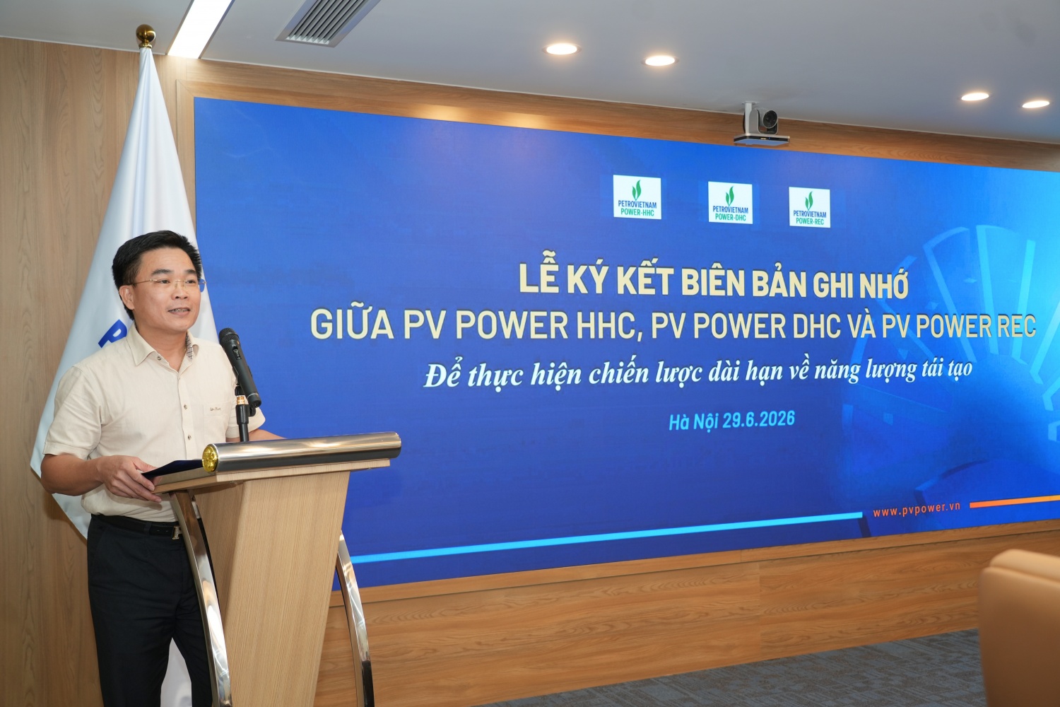Ba đơn vị thành viên PV Power ký kết hợp tác phát triển năng lượng tái tạo