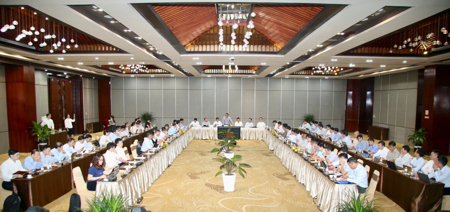 Petrovietnam thảo luận giải pháp nâng cao hiệu quả quản lý an toàn trong vận hành liên tục Petrovietnam thảo luận giải pháp nâng cao hiệu quả quản lý an toàn trong vận hành liên tục