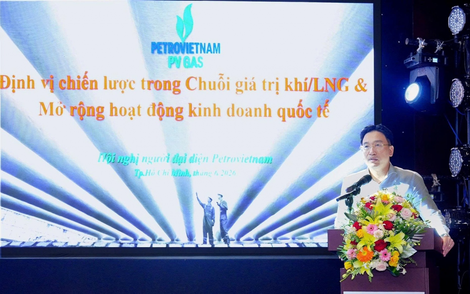 Petrovietnam phát huy vai trò người đại diện trong giai đoạn tăng trưởng mới Petrovietnam phát huy vai trò người đại diện trong giai đoạn tăng trưởng mới