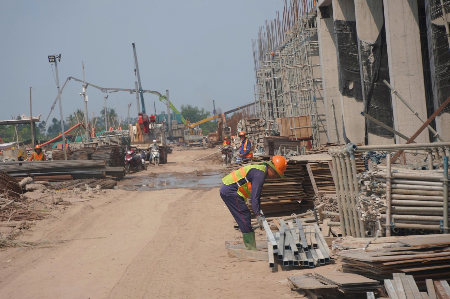 Cần Thơ gỡ điểm nghẽn, tăng tốc hoàn thiện Khu công nghiệp Vĩnh Thạnh quy mô gần 835ha