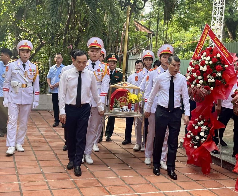 Thủ tướng Lê Minh Hưng: Bằng mọi giá, phải nỗ lực, quyết tâm cao nhất để tìm kiếm, quy tập và xác định danh tính hài cốt liệt sĩ