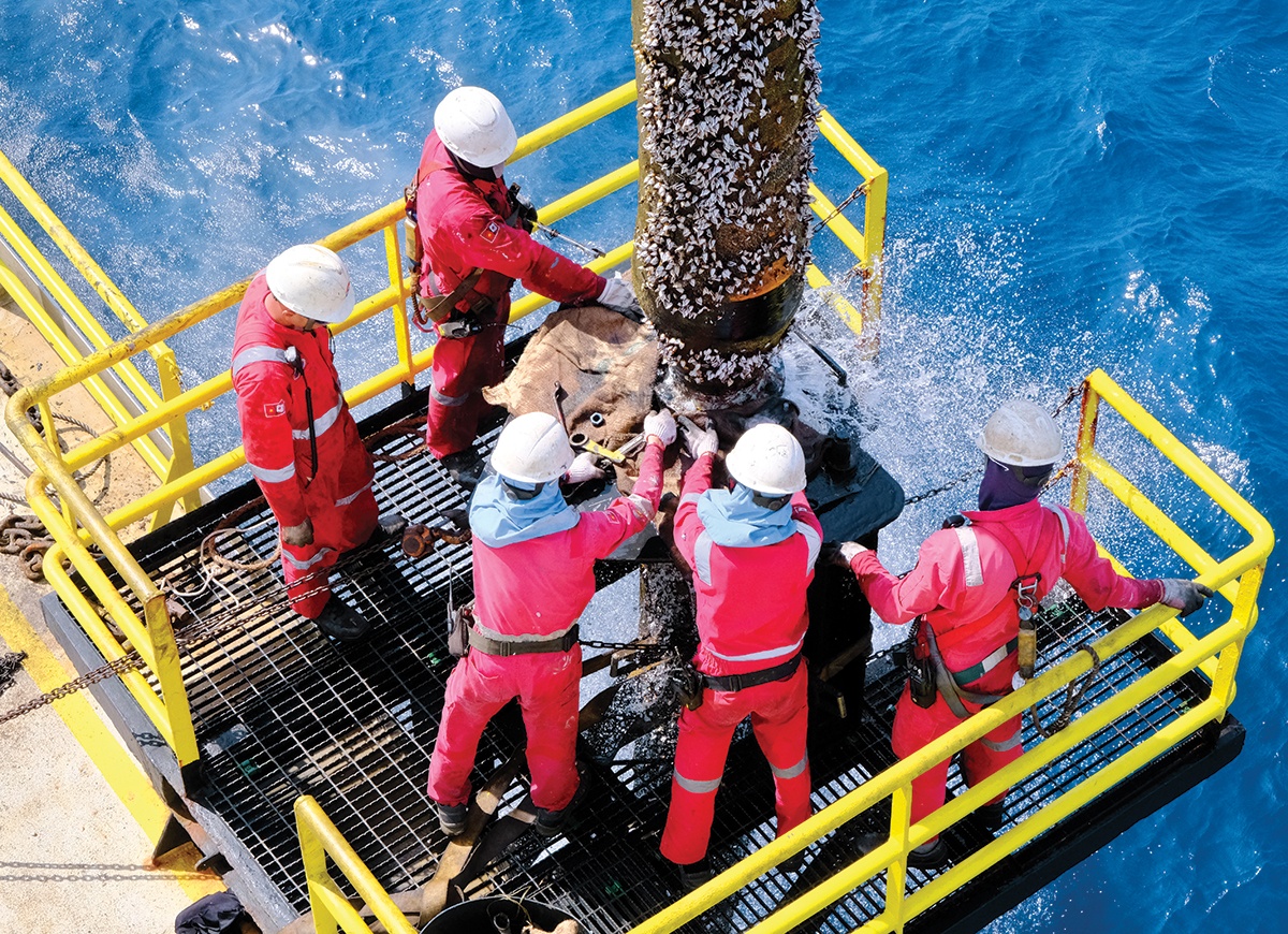Không gian biển cho công nghiệp năng lượng: Bài toán mới của quản trị quốc gia Không gian biển cho công nghiệp năng lượng: Bài toán mới của quản trị quốc gia
