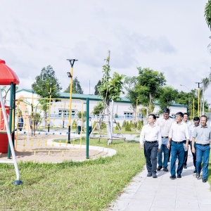 Mái nhà chung giữa vùng cực Nam