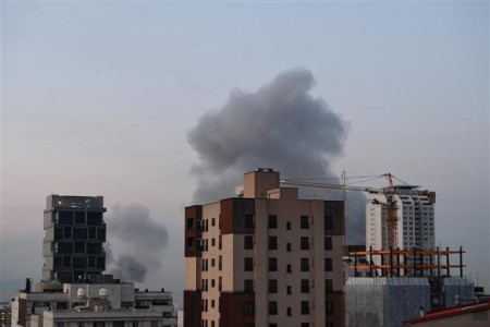 Mỹ tiếp tục không kích Iran sau tuyên bố của Tổng thống Trump