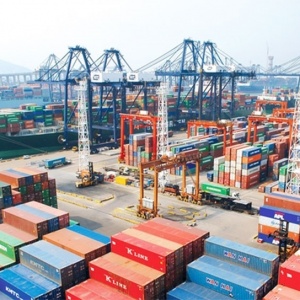 ADB dự báo tăng trưởng của châu Á và Thái Bình Dương xuống còn 4,9% trong năm 2026