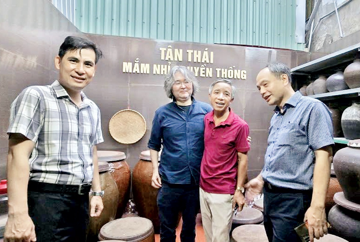 Người giữ “giọt nồng” làng biển Người giữ “giọt nồng” làng biển
