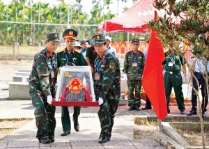 Những anh hùng trở về từ lòng đất