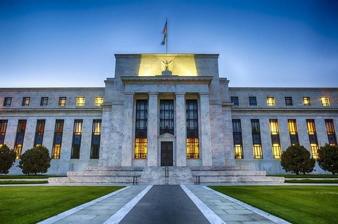 Fed: Giá dầu sẽ hạ nhiệt bất chấp nguy cơ xung đột tái diễn Fed: Giá dầu sẽ hạ nhiệt bất chấp nguy cơ xung đột tái diễn