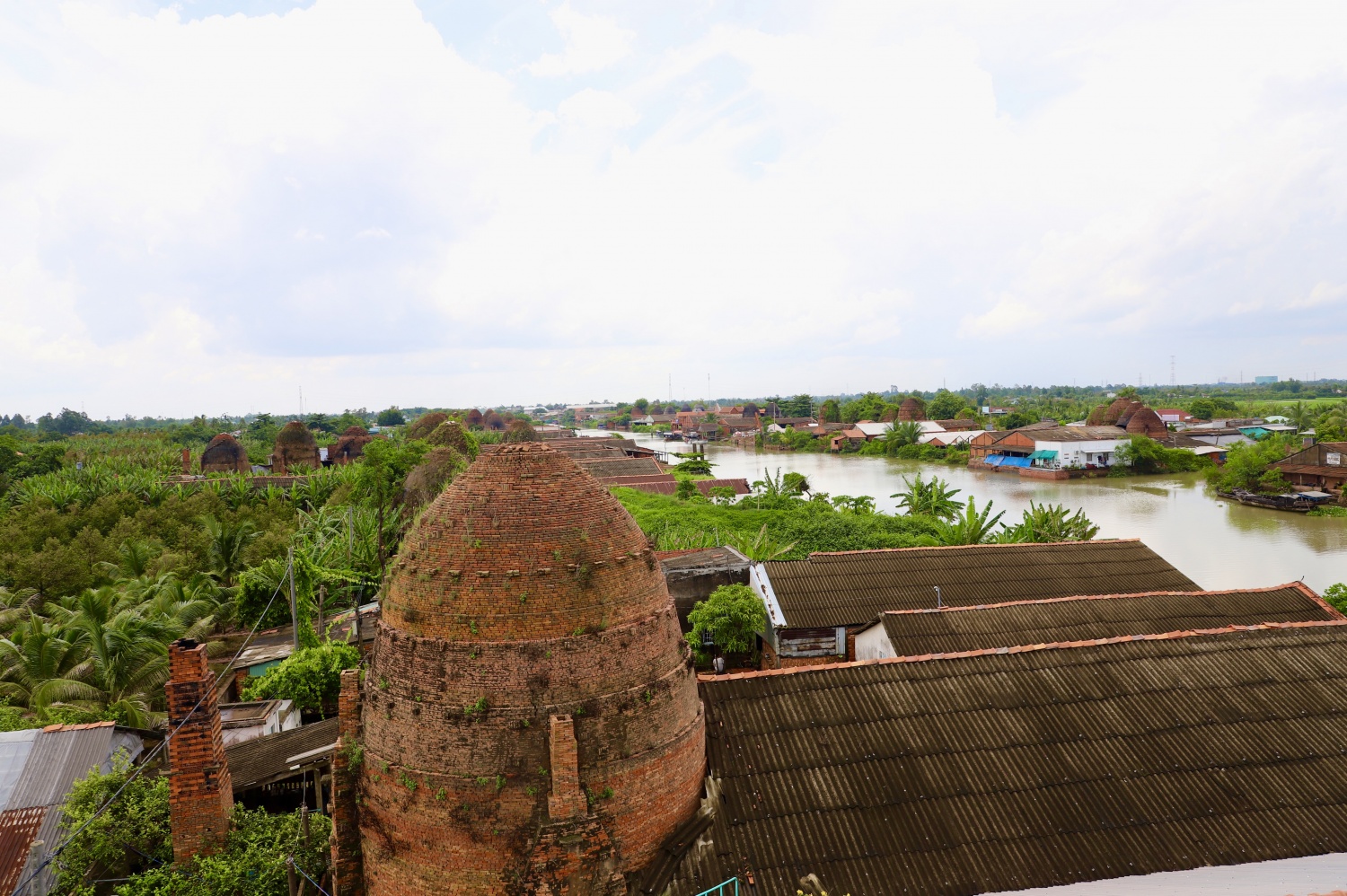 Những lò gạch trăm tuổi và giấc mơ di sản đương đại Mang Thít - Vĩnh Long