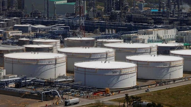 IEA: Xung đột Mỹ - Iran đe dọa triển vọng thị trường dầu năm tới