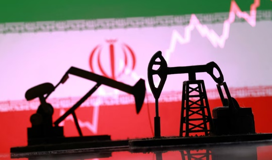 Dầu Iran "lép vế" trước nguồn cung giá rẻ từ Trung Đông