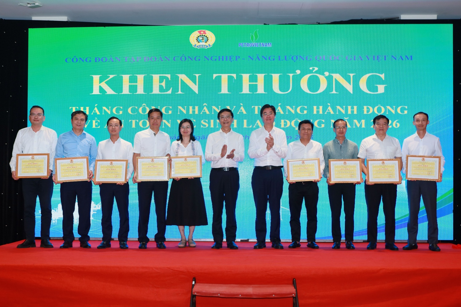 Đồng hành cùng người lao động, tạo động lực phát triển cùng Petrovietnam Công đoàn Petrovietnam đồng hành cùng người lao động, tạo động lực phát triển cùng Tập đoàn