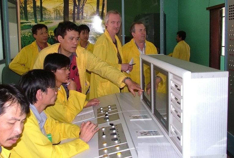 Bài 2: Phát triển điện hạt nhân: Bài toán nhân lực phải đi trước một bước