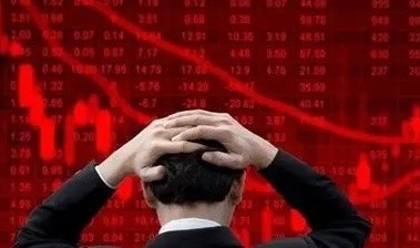 Tin nhanh chứng khoán ngày 13/7: VN Index giảm sâu, lực cầu cuối phiên giúp thị trường giữ mốc 1.800 điểm