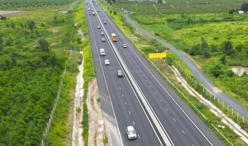 Cục Đường bộ Việt Nam triển khai thu phí 5 tuyến cao tốc Bắc - Nam từ ngày 15/7