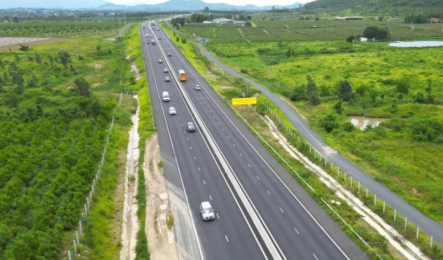 Cục Đường bộ Việt Nam triển khai thu phí 5 tuyến cao tốc Bắc - Nam từ ngày 15/7