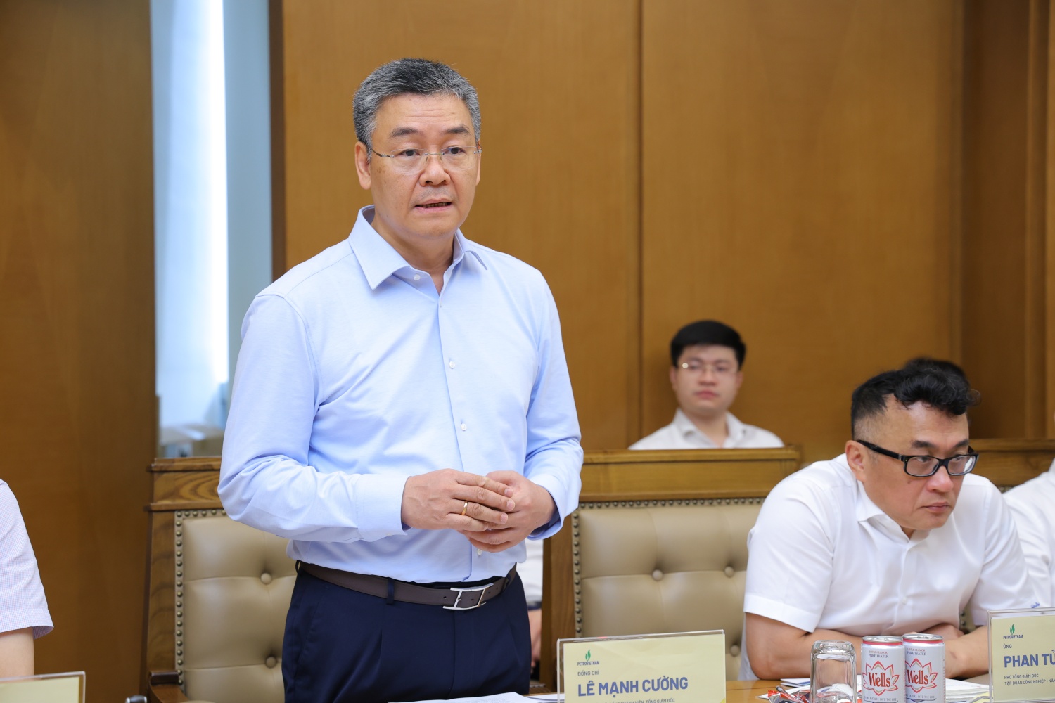 Xây dựng hành lang pháp lý hoàn thiện, khả thi, thúc đẩy ngành năng lượng phát triển bền vững Xây dựng hành lang pháp lý chất lượng, khả thi, thúc đẩy ngành năng lượng phát triển bền vững