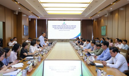Xây dựng hành lang pháp lý hoàn thiện, khả thi, thúc đẩy ngành năng lượng phát triển bền vững