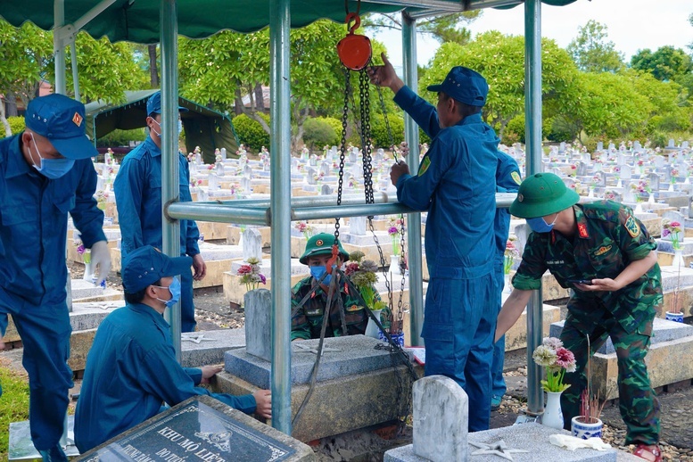 Quảng Trị: Lấy mẫu 1.952 phần mộ liệt sĩ tại Nghĩa trang liệt sĩ Vĩnh Linh