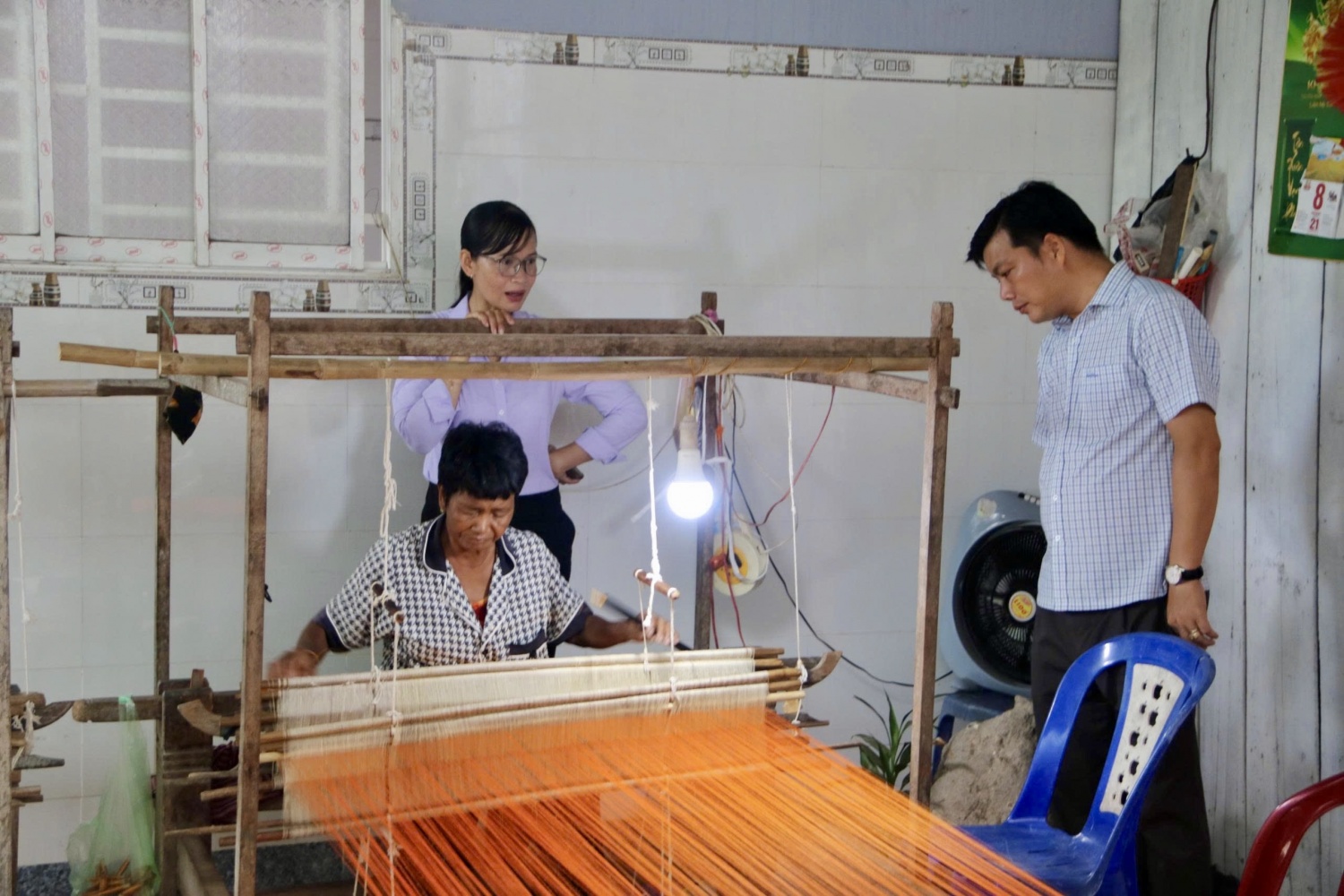 Làng nghề thổ cẩm Khmer trăm tuổi giữa nhịp sống mới